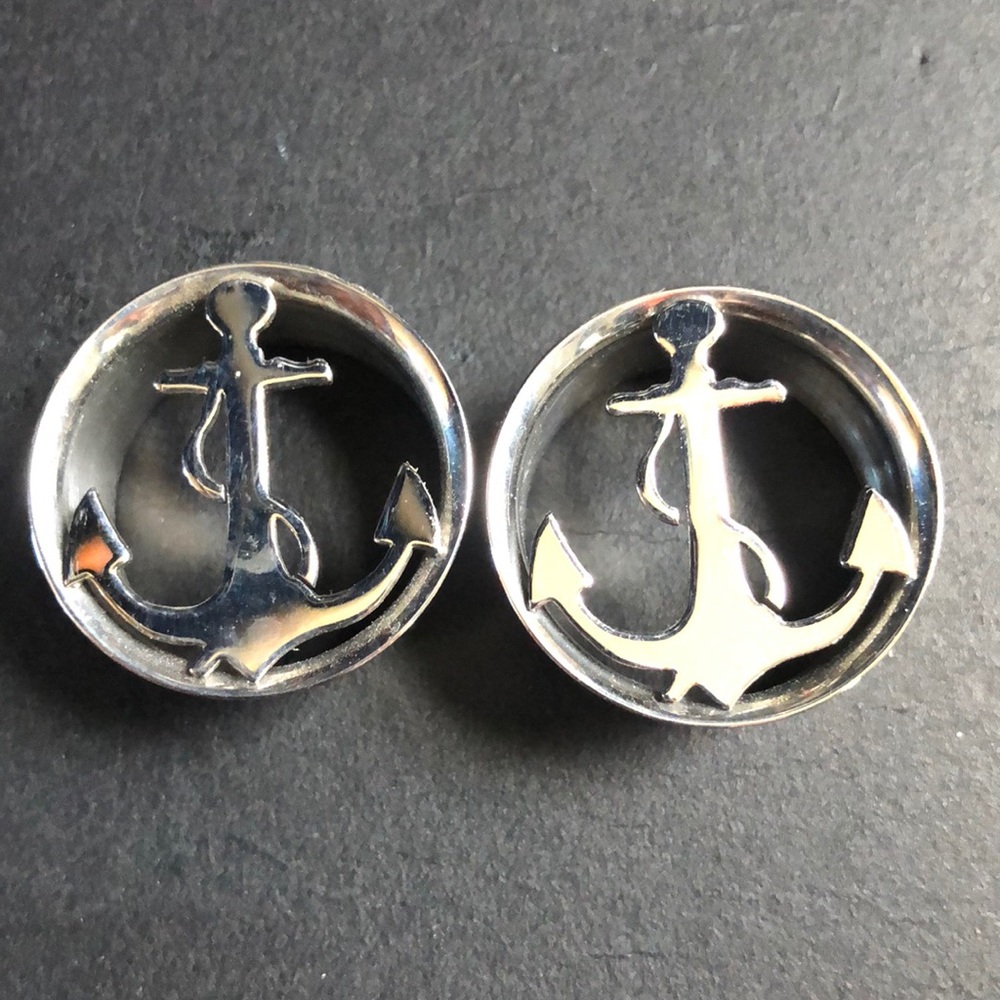 1” metal tunnels for ears